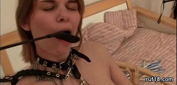  Hot kinky chick sucks and fucks for the cam